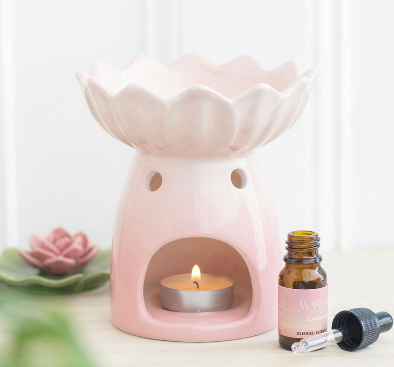Water Lily Pink Tealight Burner